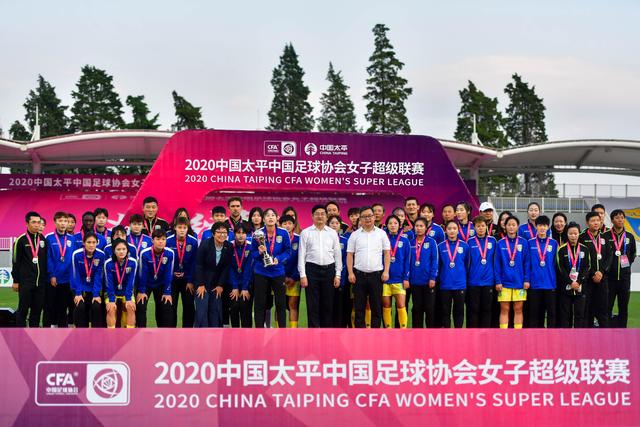 巴博萨与克鲁塞罗高层会谈，暗示回归可能